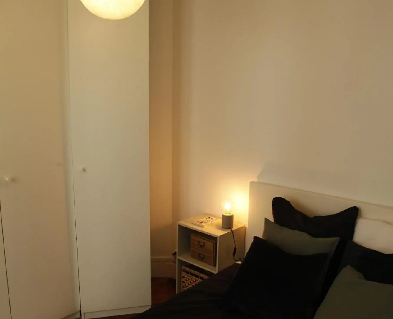 Apparemment Cosy Ile Saint Louis Apartment Paris France